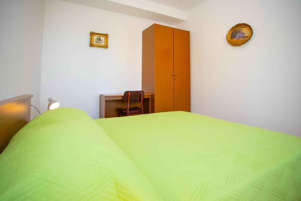 Apartment Nola Podgora Esterno foto