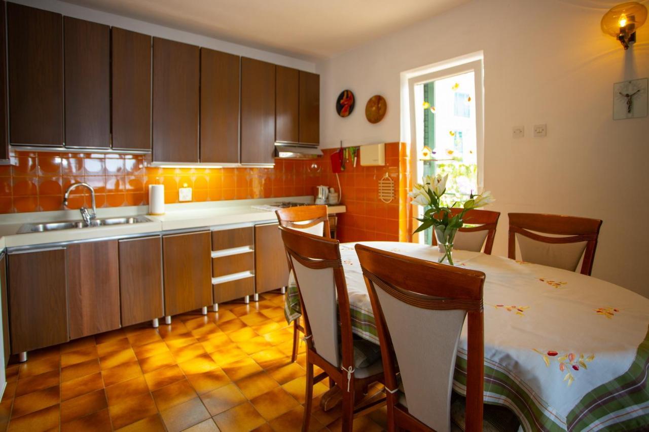 Apartment Nola Podgora Esterno foto