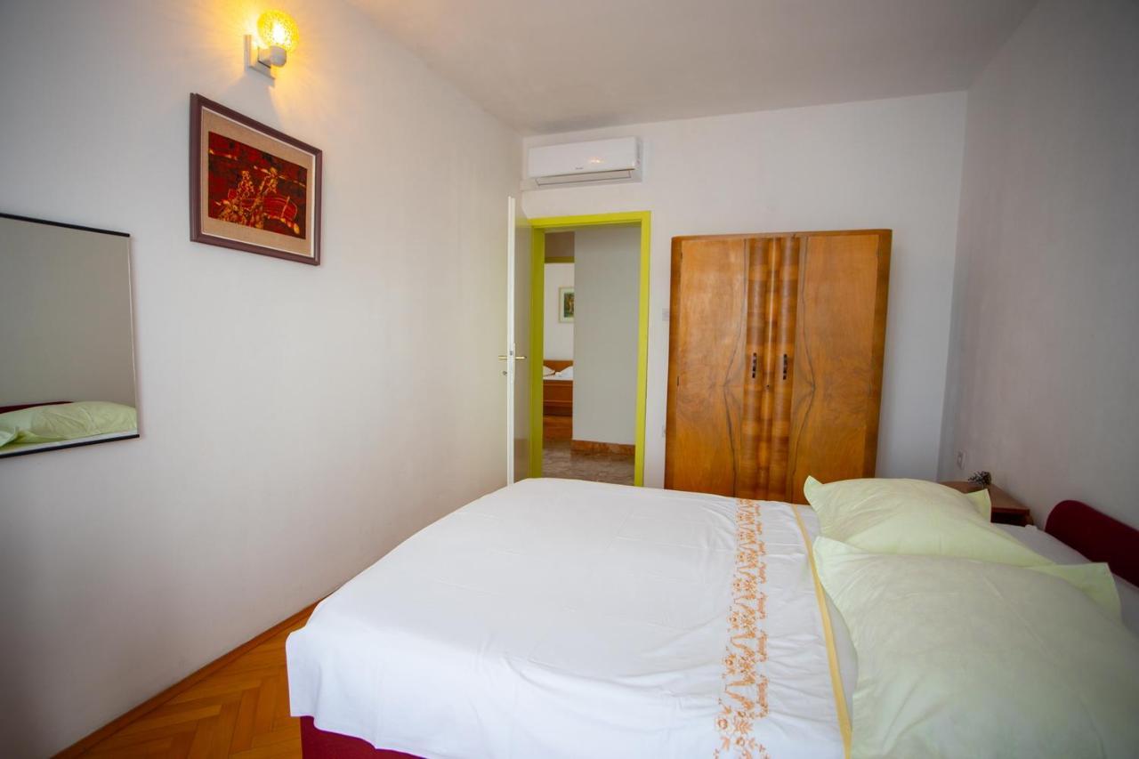 Apartment Nola Podgora Esterno foto