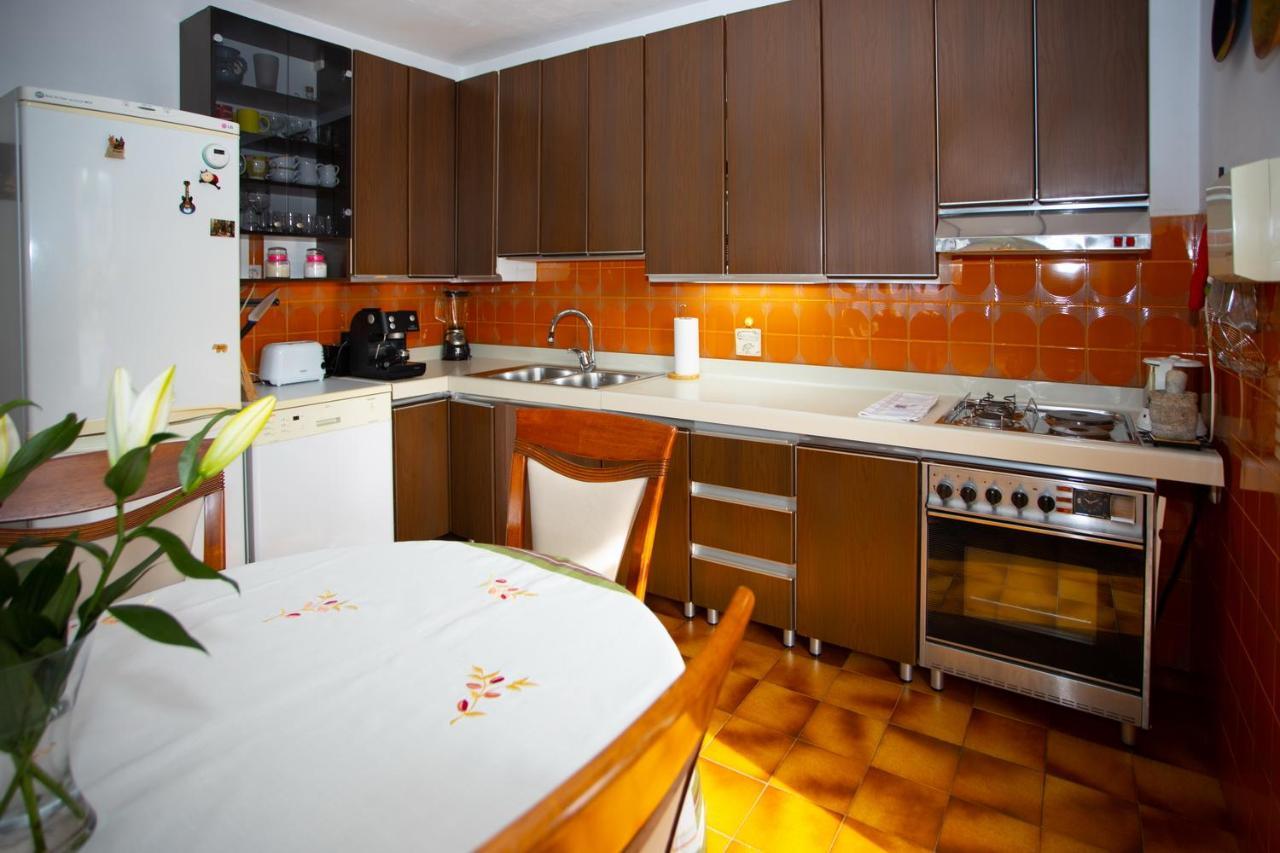 Apartment Nola Podgora Esterno foto