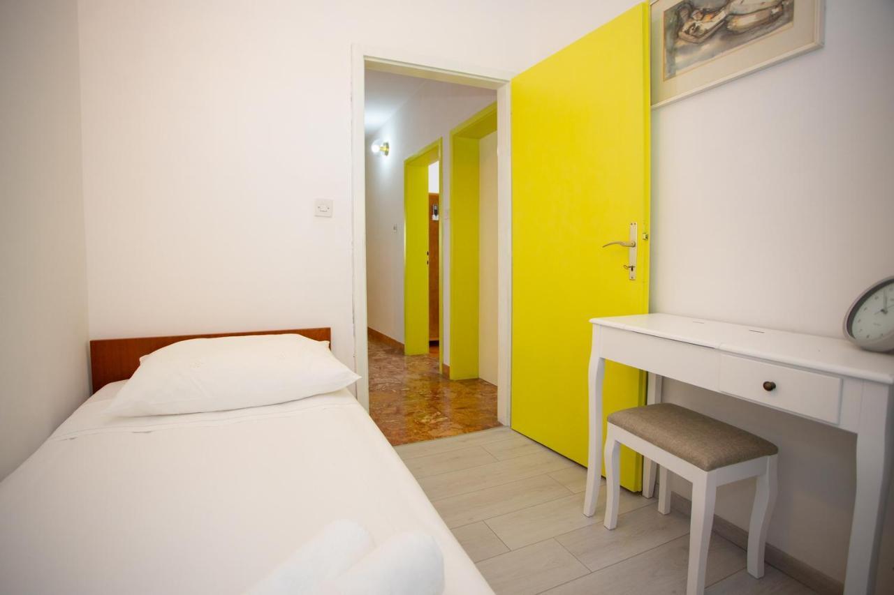 Apartment Nola Podgora Esterno foto