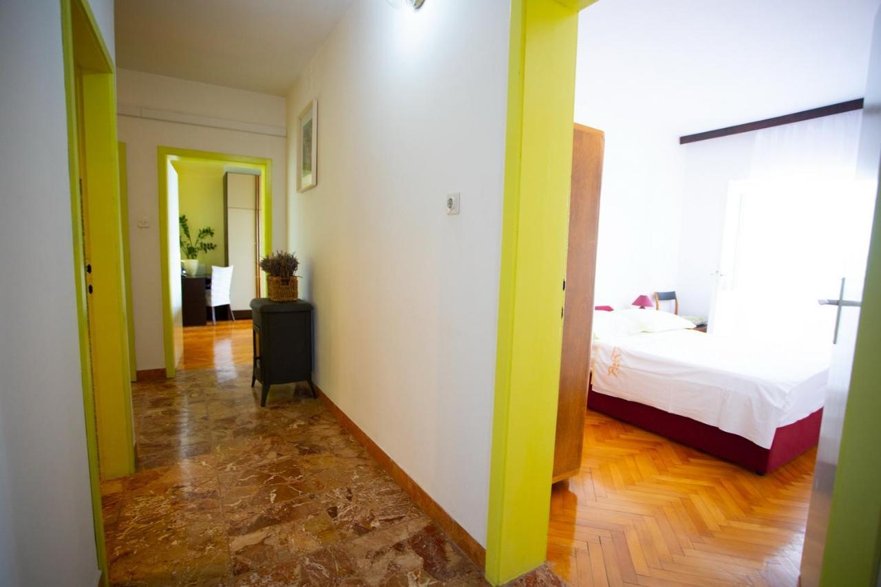 Apartment Nola Podgora Esterno foto