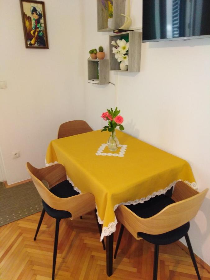 Apartment Nola Podgora Esterno foto