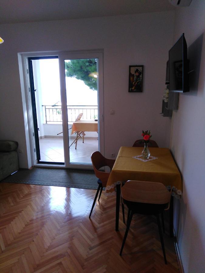 Apartment Nola Podgora Esterno foto