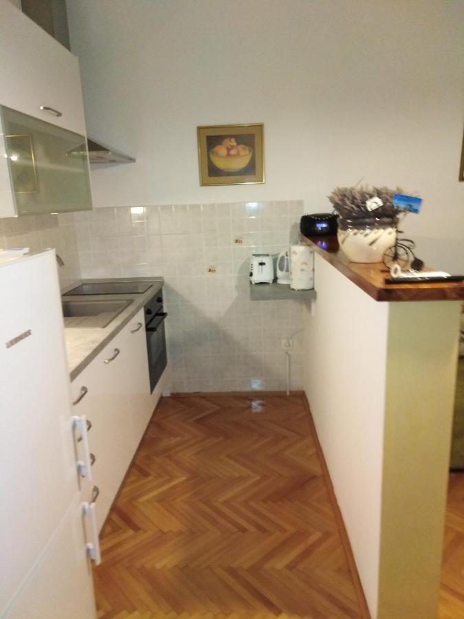 Apartment Nola Podgora Esterno foto